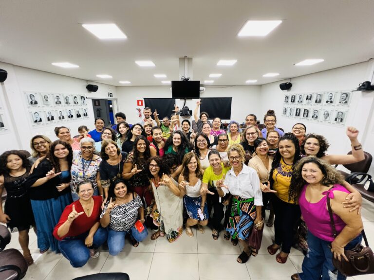 Reunião com Mulheres para Programação do 8 de Março
