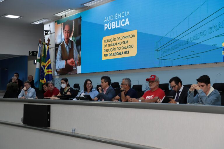 Vereadora Luiza leva ao plenário da Câmara debate sobre redução da jornada e mobiliza trabalhadores, sindicalistas, OAB e DIEESE