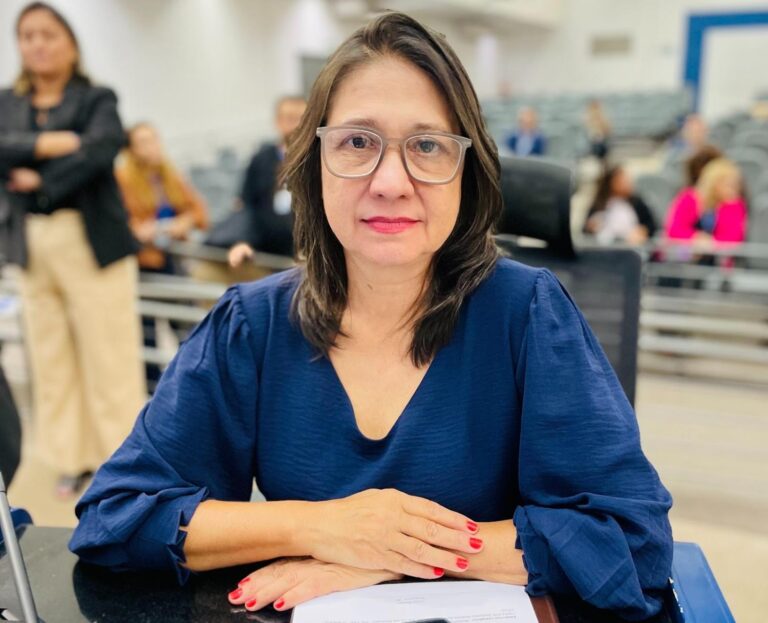 Vereadora Luiza apresenta projeto de lei que propõe capacitação contínua de servidores para prevenção à v iolência de gênero em Campo Grande